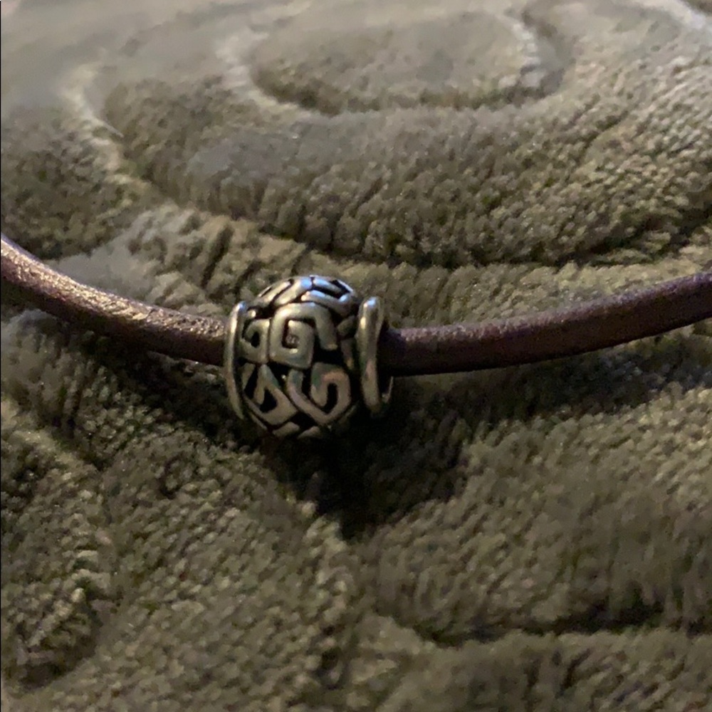 💥Authentic Retired Pandora💥 - Picture 2 of 2